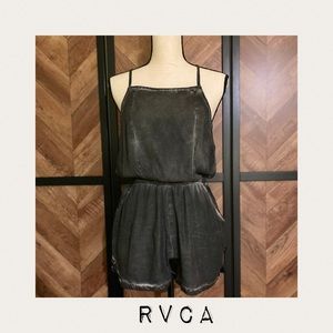 RVCA (NWT) - “Chaser Jumper” - Women’s SZ Sm